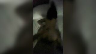 Đè đụ nhỏ bạn thân vú to tràn hết cả tay