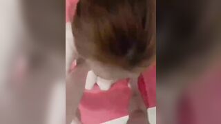 Cho Chị Chủ Trọ Bú Cu Rồi Bắn Tinh Lên Mặt Chị Để Được Giảm Tiền Thuê Trọ