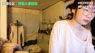 Dâm nữ vú tròn bím múp cứ hễ k có ng ở nhà là lại ngồi xoa lồn sướng rên rỉ đầy nc #7