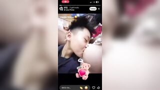 “Cháu cho con chú bú ti à, sao chú thấy nó đăng tiktok” làm gia sư mà lỡ nứng quá🥲