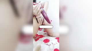 SV Năm Nhất Bán Clip Show Hàng Để Kiếm Tiền Đóng Tiền Trọ