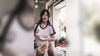 Trang Nguyen lồn múp đầy nước phần 1