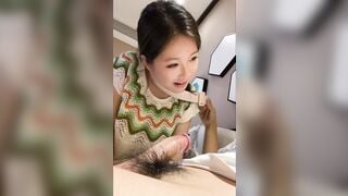 Hoa khôi trường đại học thì cũng phải ngậm cặc thiếu gia nhà giàu thôi