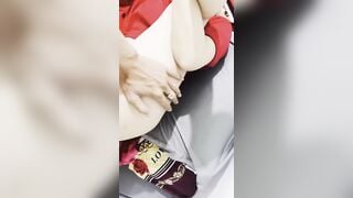Em nhân viên quát bia ôm chơi kèo đi khách kín