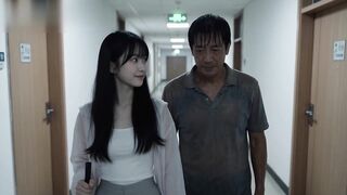 Phim ngắn dành cho người lớn do AI tạo ra: Một cô gái trẻ với vẻ ngoài thuần khiết nh