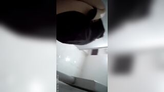 Quay lén cô gái chủ nhiệm