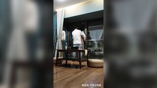 Ba dượng hiếp dâm khi còn gái riêng ở nhà 1 mình