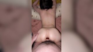 Dượng ơi nhét gì vào lỗ đít con vậy
