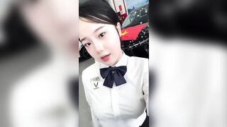 Em sales ô tô Vinfast xinh gái lộ clip sex hót