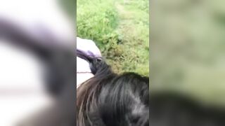 Rủ em ra đồng bú cu cho mát