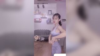 Yến Phạm clip kỷ niệm tháng ngày em gọi vốn mở SPA