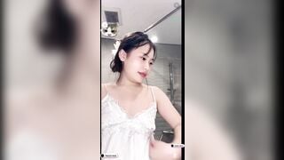 Phần 1 : Thảo Babyz 2k6 Xinh Gái Dâm Đãng Thủ Dâm Show Hàng Cực Múp