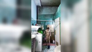 Gì kế dâm vú to lồn múp và thằng con chồng thèm gái