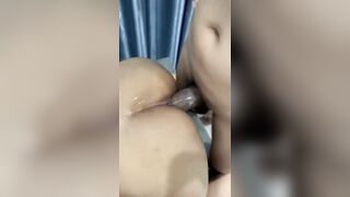 A có con cặc khủng như này sao k mê,mà búm e khít quá nên phải bôi gel mới đụ đc