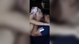 Lão cha dưỡng và nhỏ con gái 2k9 lén mẹ đụ nhau ầm ầm ở sau nhà.
