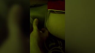 lén mò lồn chị họ say rượu ngủ say mặc mỗi quần lót