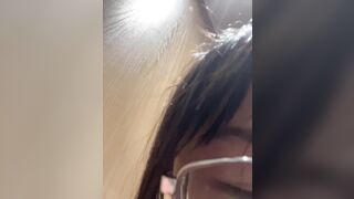 Chợ trời ngoài trời thủ dâm cuồng nhiệt, tất lụa mở háng bóng loáng dâm đãng chết ngư
