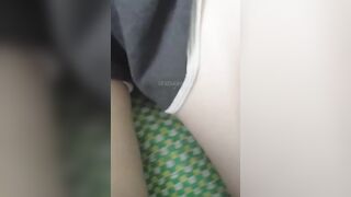 Bà dì út hơi ngà ngà say thằng cháu họ vào quấy rối nhìn trộm lồn rồi đụ luôn.