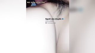 Sinh nhật thằng cháu họ 17 tuổi dì út tặng món quà đặt biệt bú cu cho nó và cho nó đụ