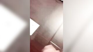 Được đút con cặc vô thì chỉ họ không phản kháng gì nữa