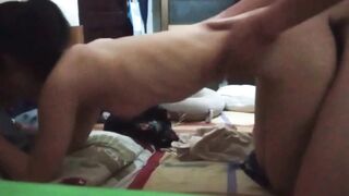 Lộ clip sex em gái xinh bị người yêu chịch rung cả giường (Full Clip + Pic) phần 1 2