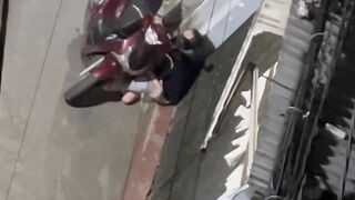 Đôi trai gái làm tình public giữa đường