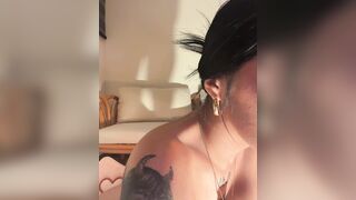Gái dâm xinh bdy ngon vú to lồn múp khoe hàng trên live p2