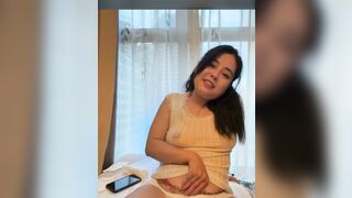 Nhìn mb dâm nứng lồn khoe hàng gạ trai trên live kiếm tiền
