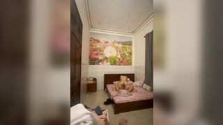 Đụ em múi mít non tơ vừa tròn 18 tuổi đủ tư thế (Full Clip) phần 3
