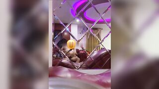 Nhậu tâm sự cùng chị họ rồi đè chị ra địt