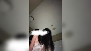 Cưỡi ngựa cùng bé em họ loli nhỏ nhắn bím khít ôm trọn cả con cặc bự của a