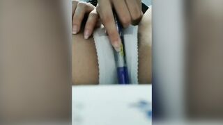 Em học sinh loli có máu M nặng thích làm slave trùm quần lót lên đầu thẩm du #9