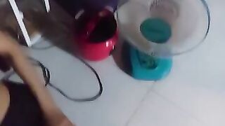 nhìn mặt em là biết em nứng đến nhường nào