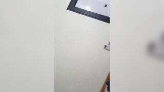 Nằm xem hoạt hình mà chị em họ nó đụ vậy đó