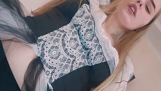 Cha dượng bắn tinh tràn bím lồn nô lệ tình dục âm đạo hồng xinh xinh phần 1