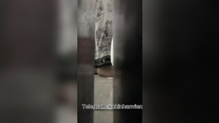 Quay Lén Bà Chủ Trọ Tắm Đêm