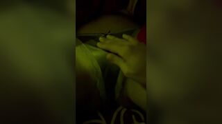 Cuối cùng em họ đồng ý cho sờ bướm