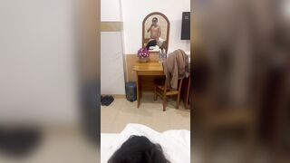 Kêu thằng em họ vô massage yoni cho vợ mà nó Doggy vơn luôn