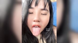 E sinh viên trước cửa nhà, Nhún Cu giả thủ dâm, pUblic có người lạ rên rỉ lồn ko lông