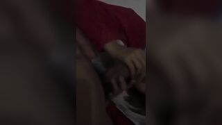 Gái xinh lần đầu nếm thử con cặc bự trông cực dễ thương