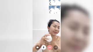 Chồng đang ở nhà vẫn đú đỡn call sex cùng tình nhân 1