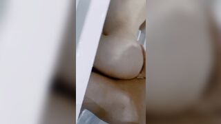 Làm Tình Trong Phòng Tắm Sung Sướng Hơn Trên Giường - phần 2