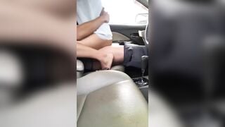Đang đi xe thì nứng đè nhau ra địt tới tấp