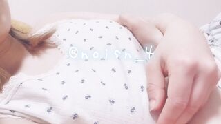" Anh họ coi clip em xoa vú không - em gửi cho nhé"