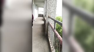 Cực hot giảng viên đại học canh quay lén lồn các em sinh viên đi đái.