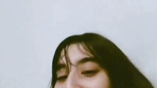 Em Tây gửi clip thủ dâm cho anh người yêu