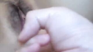 " M ơi đừng móc nữa màaa - t xin m đấyyy"