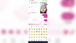 Anh hứa hông quay rồi em mới cho xem