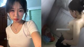 Quay Lén Các Em Gái Trong Phòng Tắm Cực Cuốn