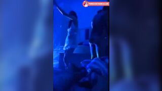 Bay lắc địt nhau tập thể tại phòng riêng nứng vl